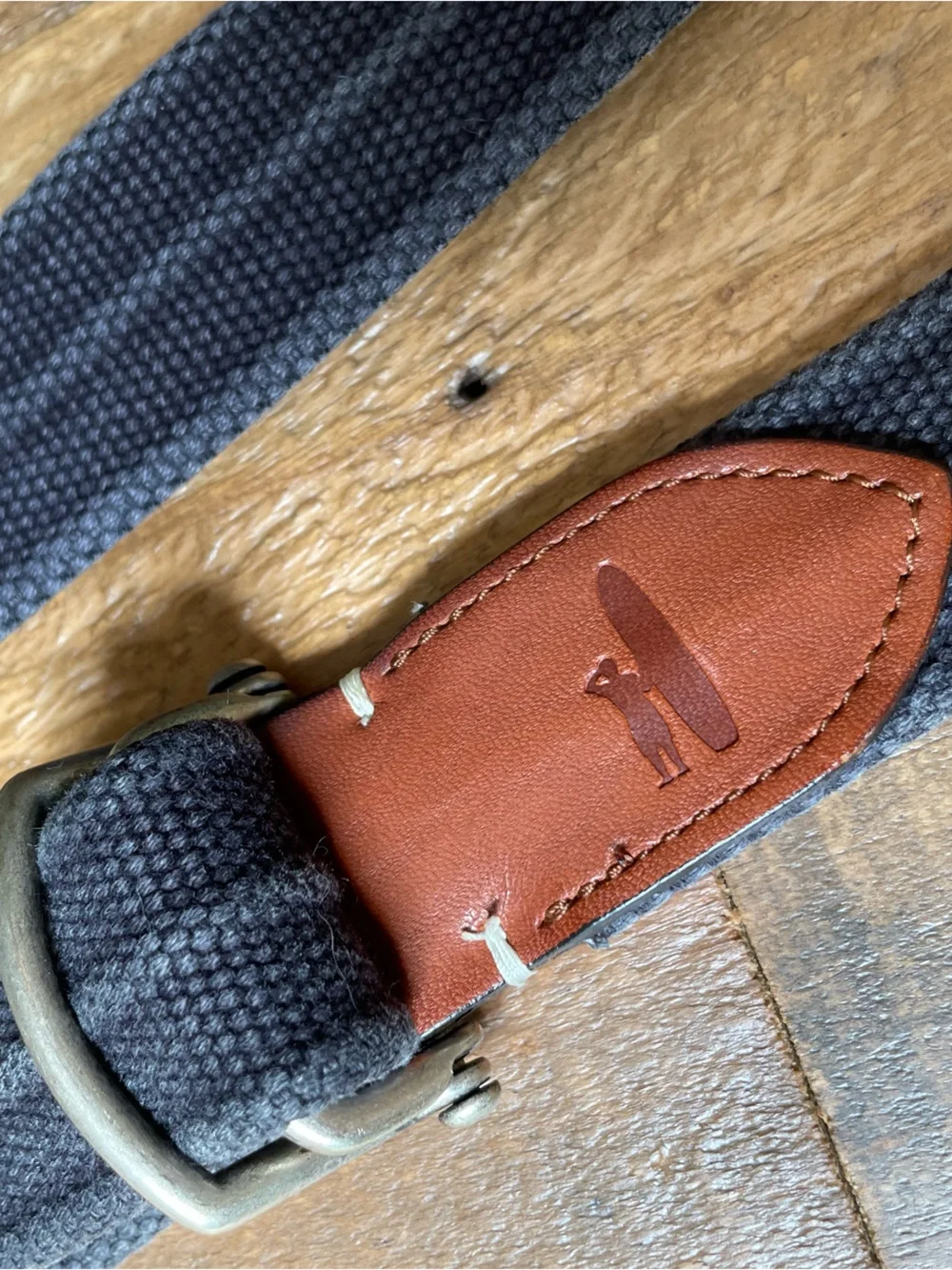 BRENTWOOD CANVAS BELT Condition: Great   Brand: Johnnie-o  Color: Dusk  Size: XL